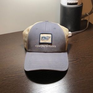 Vineyard vines hat